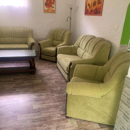 זמראדי Viktor Apartmanhaz מראה חיצוני תמונה